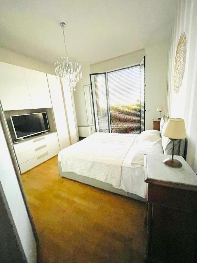 Bologna Holiday Inn Εξωτερικό φωτογραφία